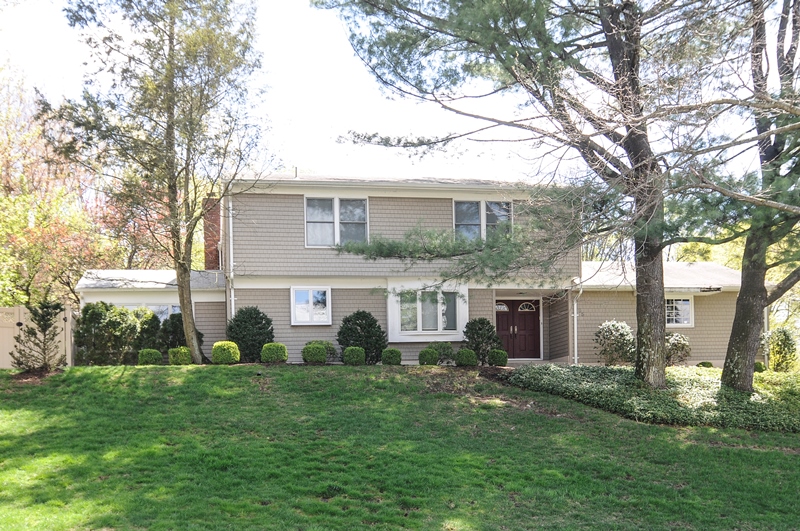 85 ASHBURN ROAD, WAYNE, NJ 07470 Greenberg Real Estate Group