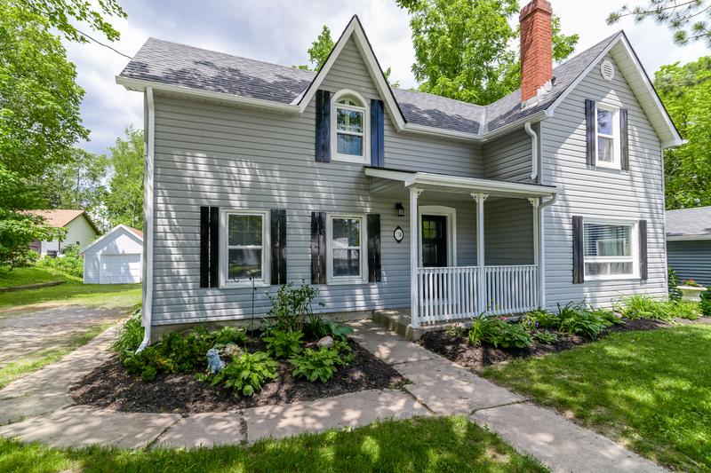 138 CHURCH STREET, STIRLING, ONTARIO K0K 3E0 Trish Clarke