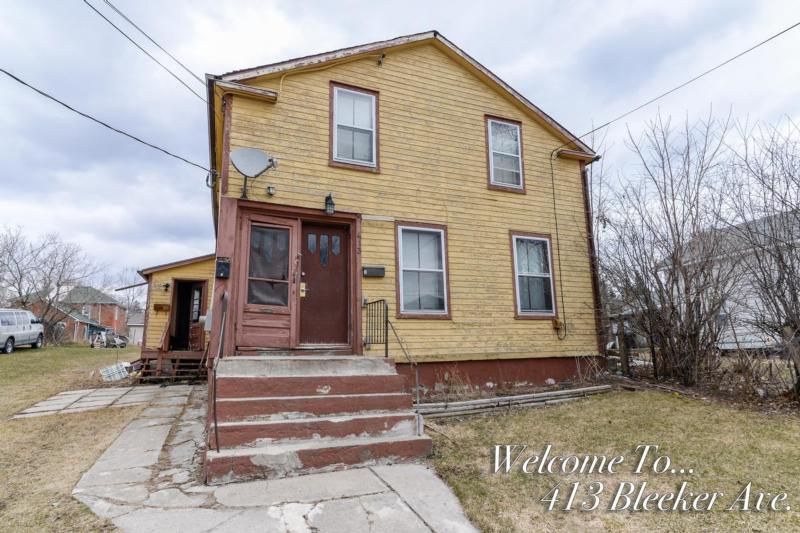 413 BLEECKER AVENUE, BELLEVILLE, ONTARIO K8N 3V9 Trish Clarke