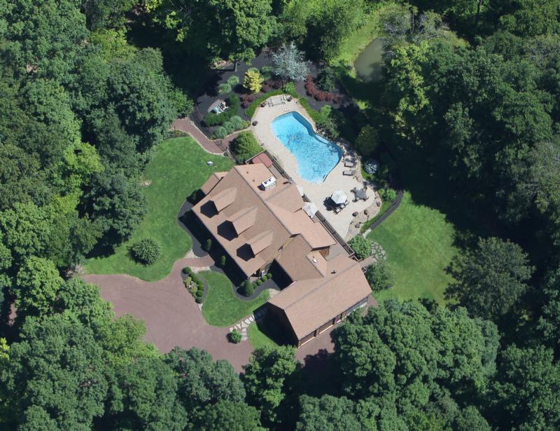 262 BEAVER RUN ROAD, NOCKAMIXON, PA 18942 Sue Jones