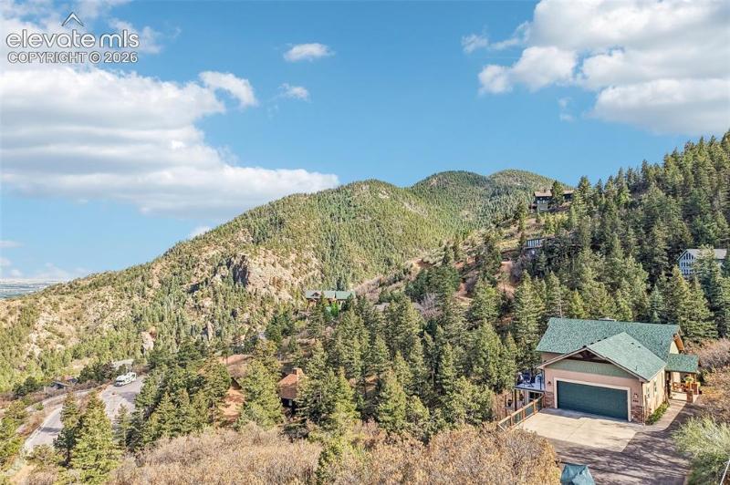 858 Oak Ridge Road