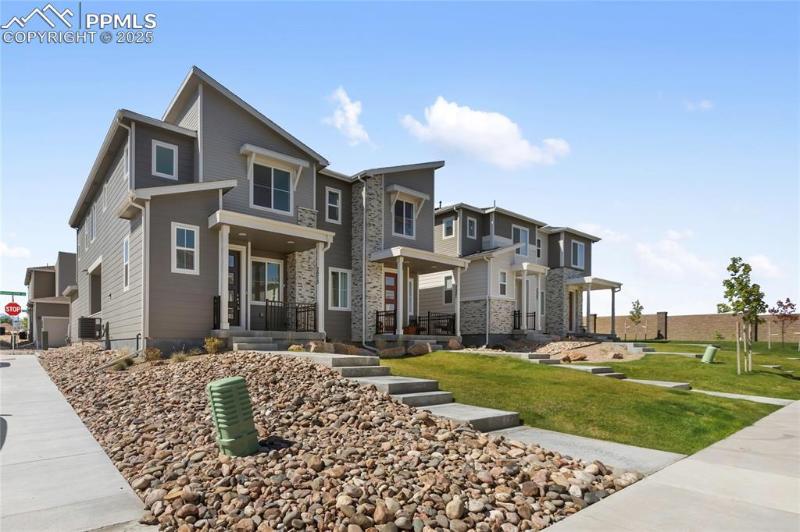 7515 Fountain Grass Grove, Colorado Springs, CO 80915