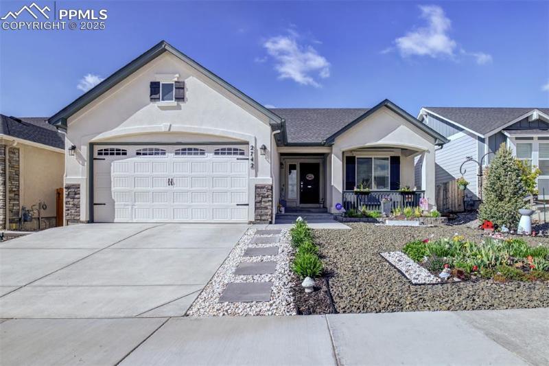 2742 Show Hunter Way