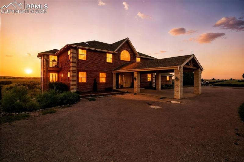 4347 N Crowfoot Valley Road