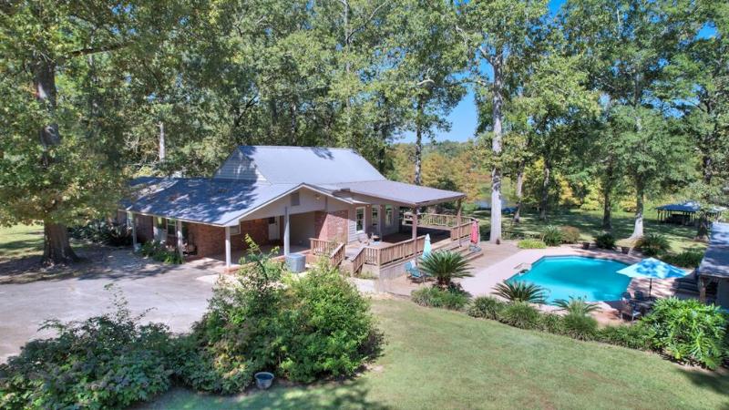 151 Gary Brewer Road,  Cobb,  GA 31735
