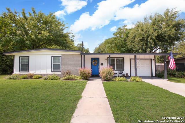    223 Karen Lane San Antonio, TX 78209   