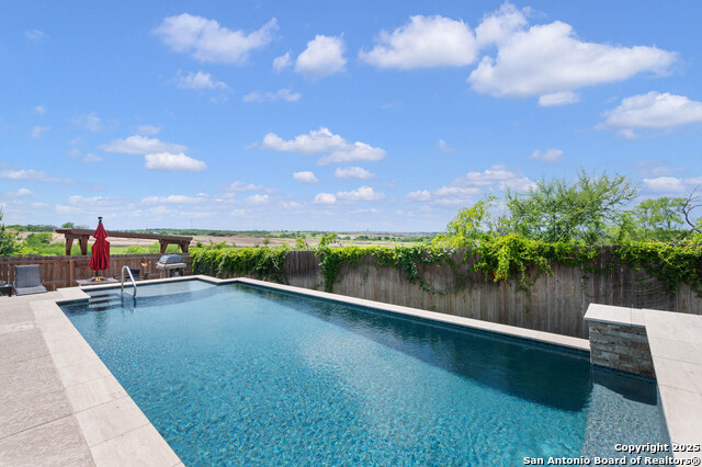1926 Kalli Jo Ln, New Braunfels, TX 78130