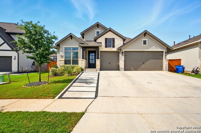 1911 Peres, New Braunfels, TX 78132