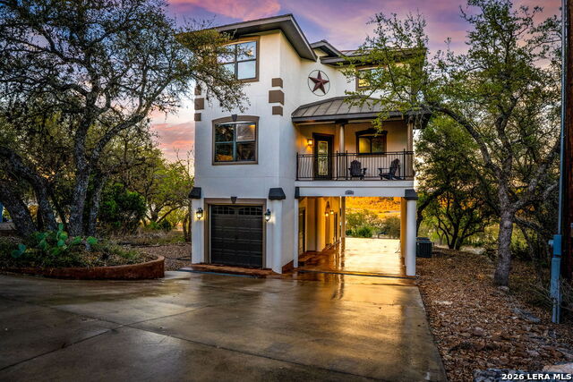 1065 Hillcrest Forest