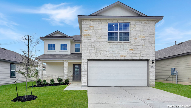 5719 Gray Moore