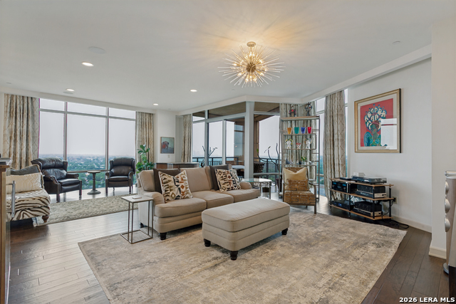 4242 Broadway #1702