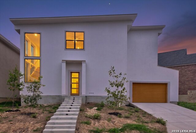 24318 Canyon Row