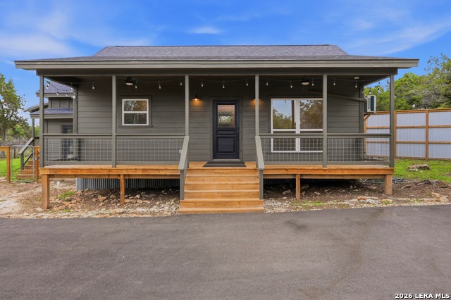 833 CANYON OAKS DR
