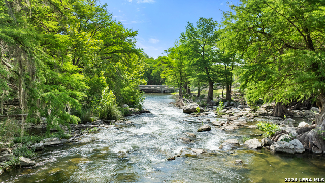 1242 Ervendberg Ave - Lot 2