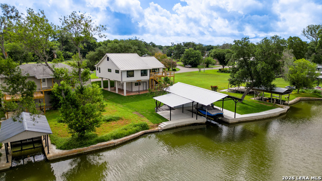 136 Lakeside