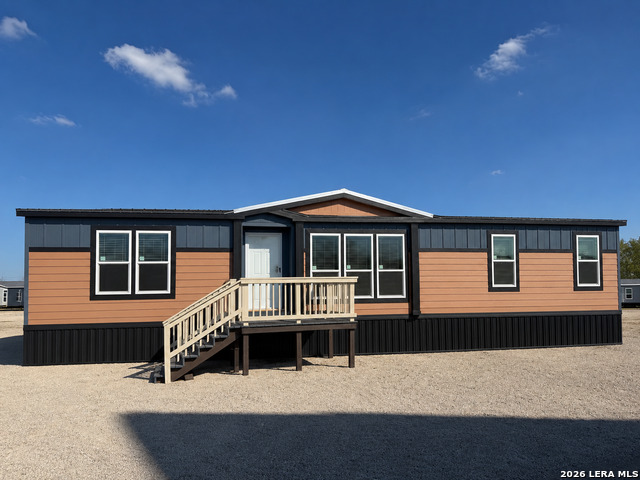 200 LOLITA DR