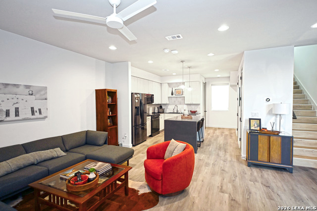 1208 N ACADEMY AVE # 3207