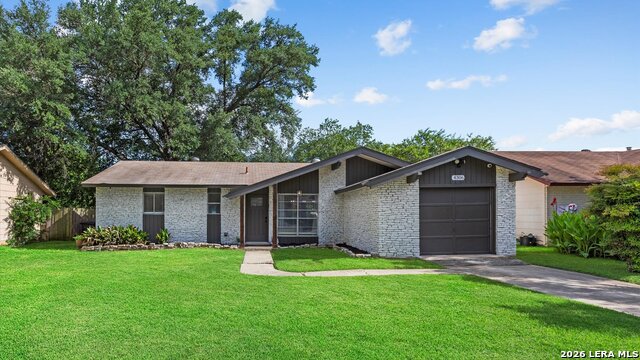 4306 DESERT VIEW DR