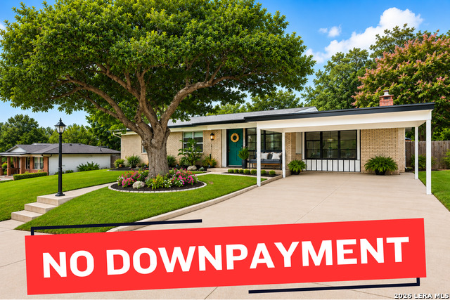210 W Glenview