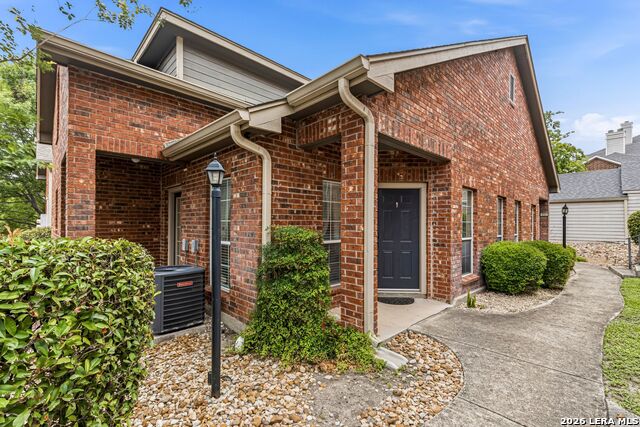 115 CHAPEL HILL CIR #115