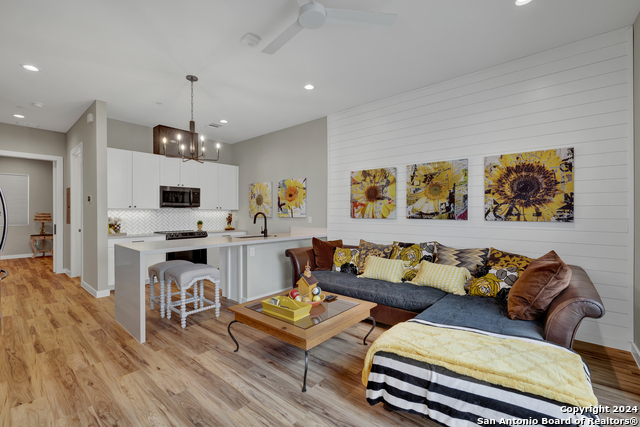 1208 N Academy Ave #3101