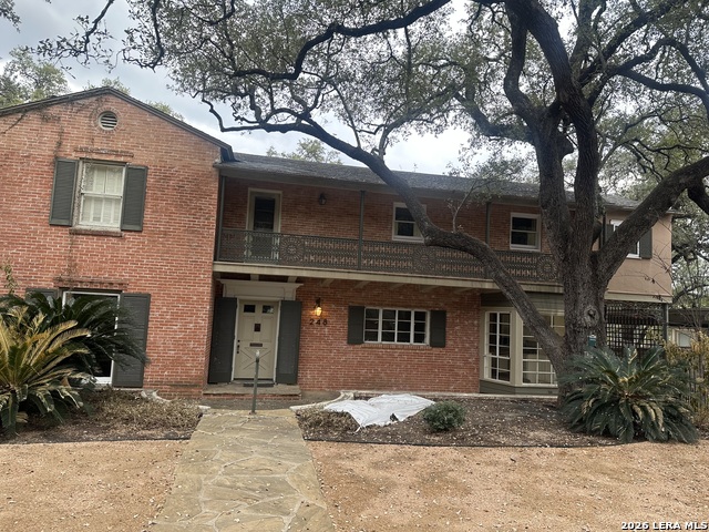 248 E SUMMIT AVE
