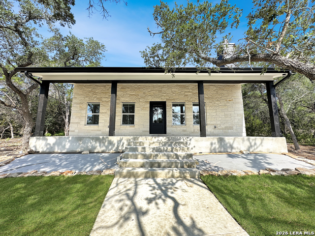 197 SPRING MOUNTAIN DR