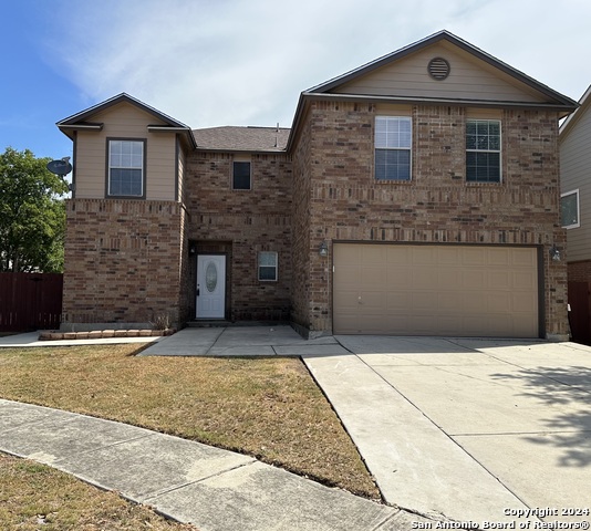 225 WOODSTONE LOOP