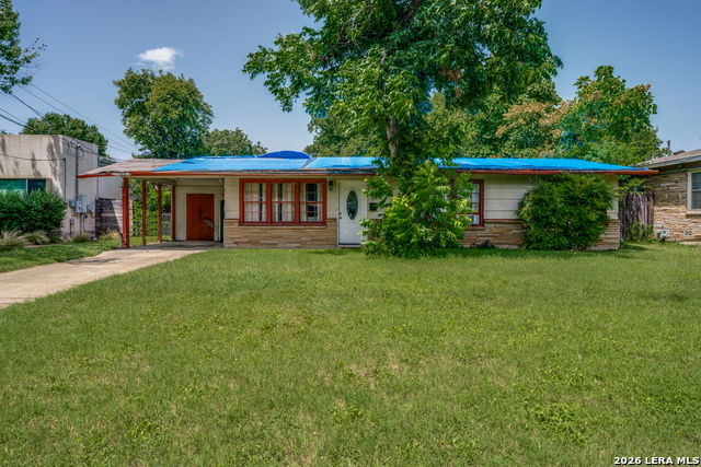 1702 Karen Ave