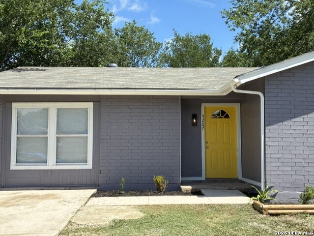 5207 Trading Post St
