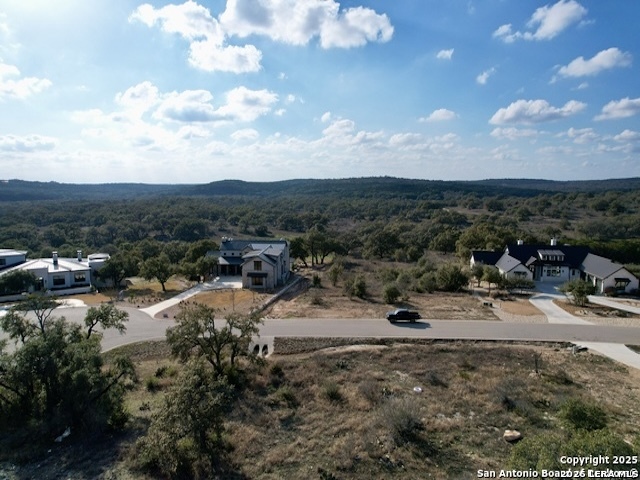 5975 Colin Ridge
