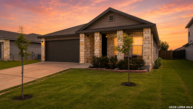 2299 Clover
