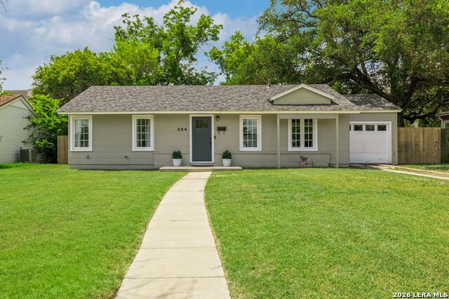 254 Wellesley Blvd