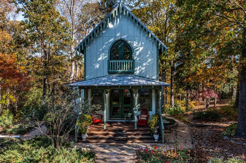 131 Park Place, IRVINGTON, VA 22480 | Slideshow Image #1