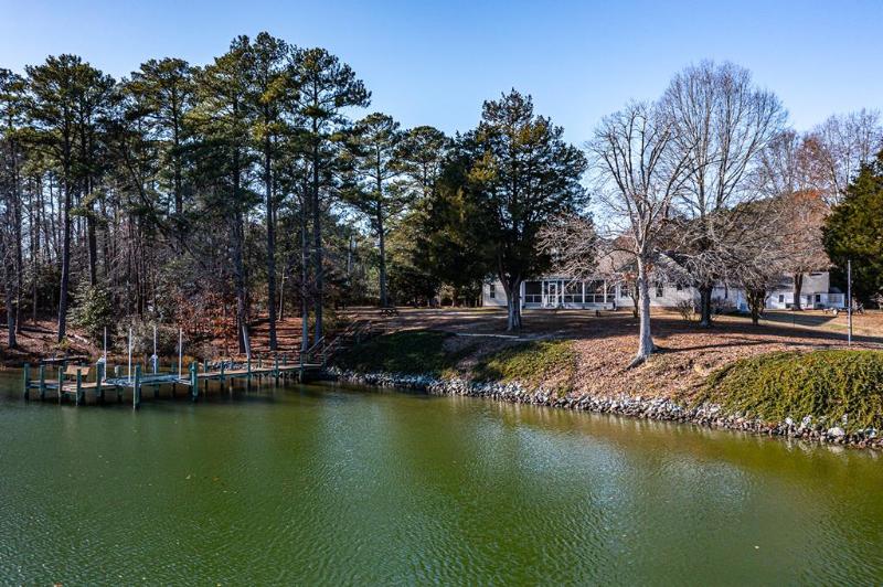 2205 Taylors Creek Road, WEEMS, VA 22576 | Slideshow Image #1