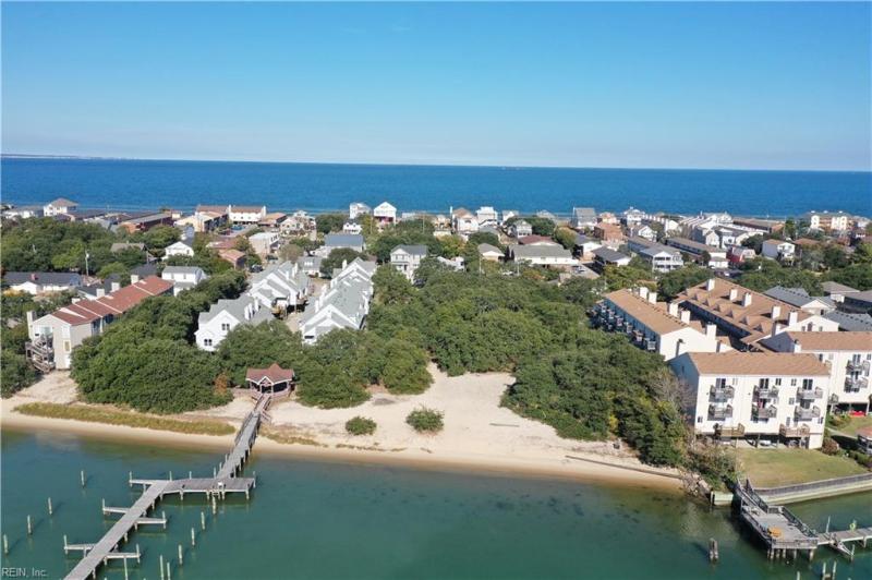 861 Little Bay Avenue, Norfolk, VA 23503