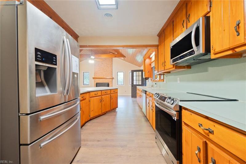 240 Hunts Neck Road, Poquoson, VA 23662 | Slideshow Image #21