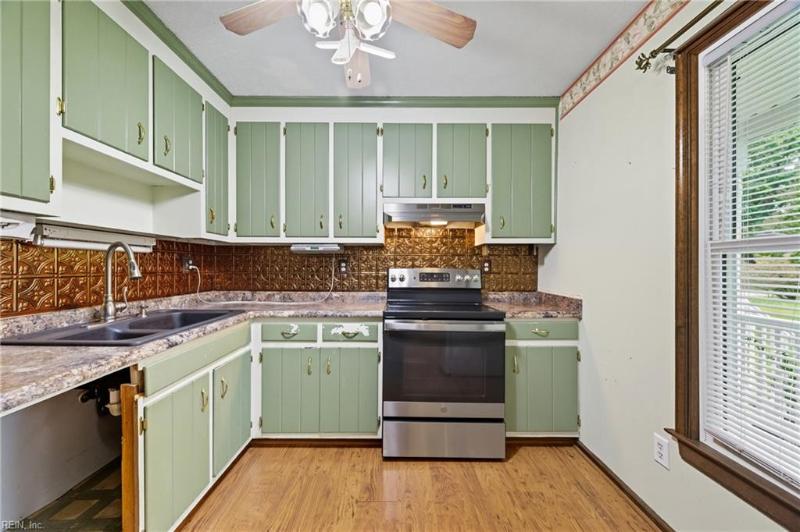 6703 Magnolia Drive, Gloucester County, VA 23061 | Slideshow Image #11