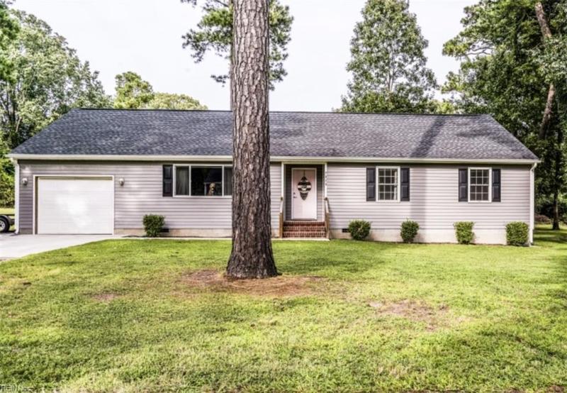 2401 Ironwood Lane, Gloucester County, VA 23072 | Slideshow Image #1