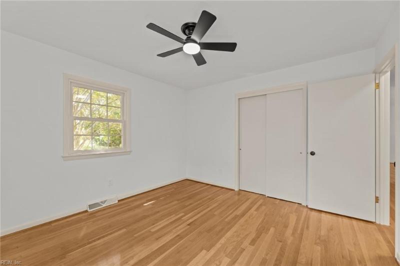 216 Valirey Drive, Hampton, VA 23669 | Slideshow Image #21