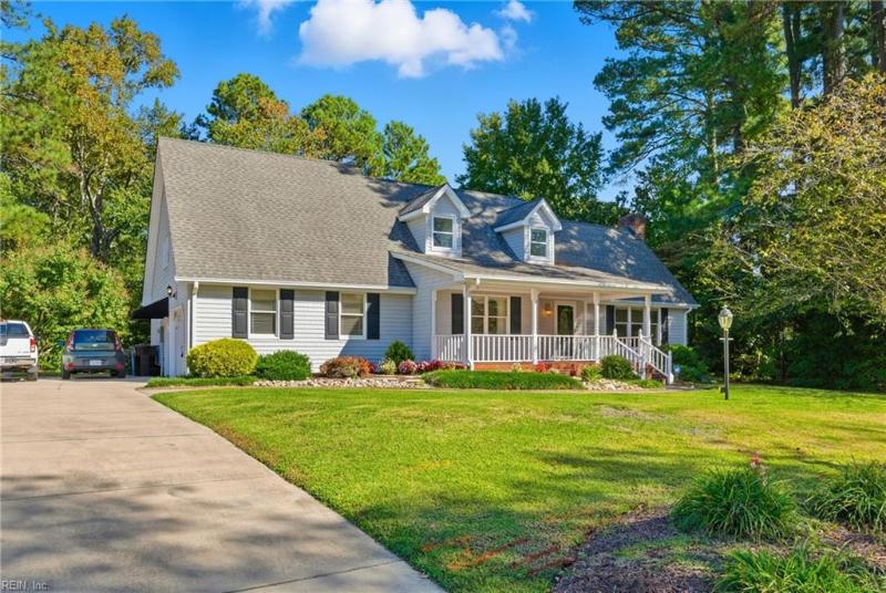 2033 N Ames Circle, Chesapeake, VA 23321