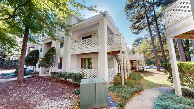 725 Inlet Quay #C, Chesapeake, VA 23320