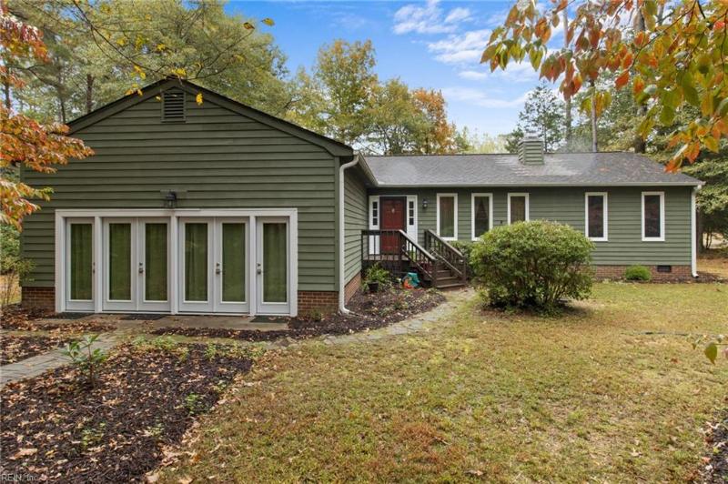 6321 Gravel Hill Road, Gloucester County, VA 23061