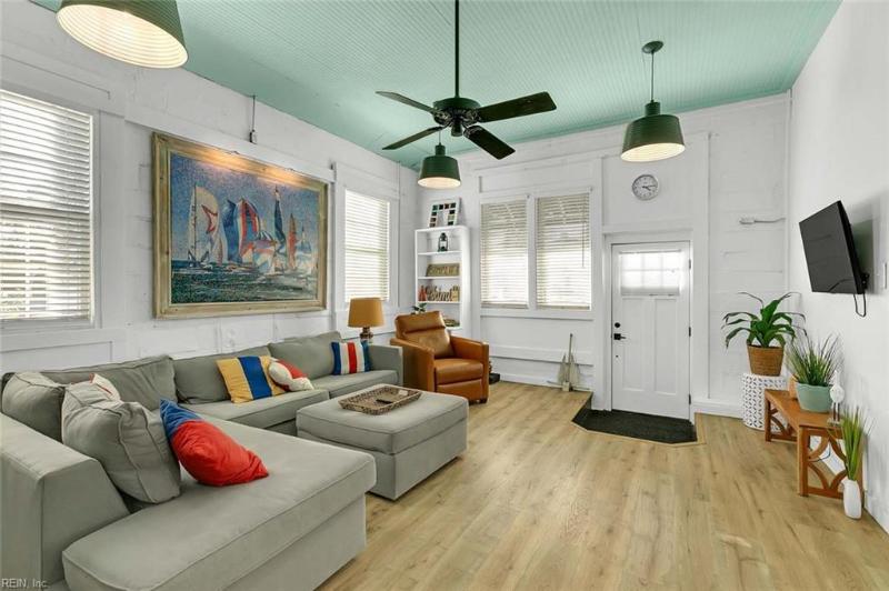  31 Cross Street Middlesex County, VA 23175 