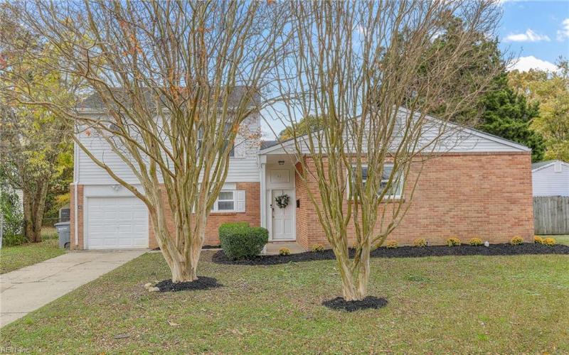  42 Banister Drive Hampton, VA 23666 