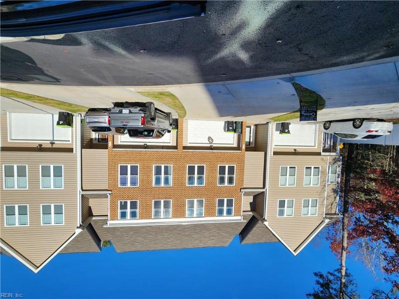  933 Eastfield Lane Newport News, VA 23602 