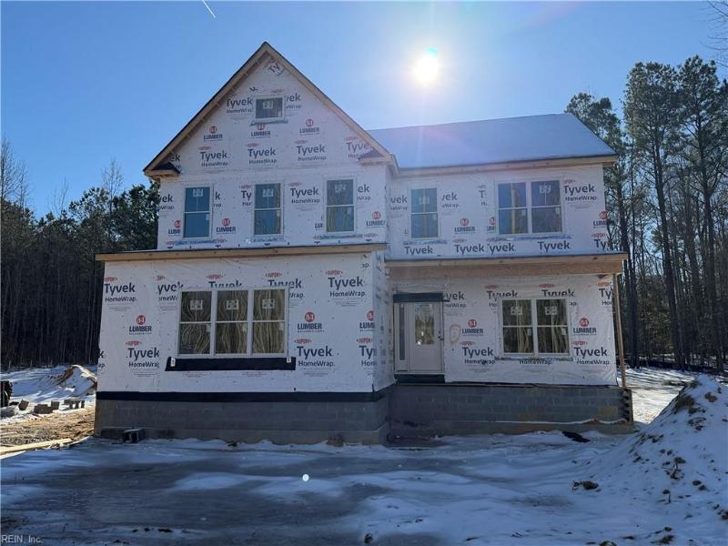 27 East West Parkway, Gloucester County, VA 23061