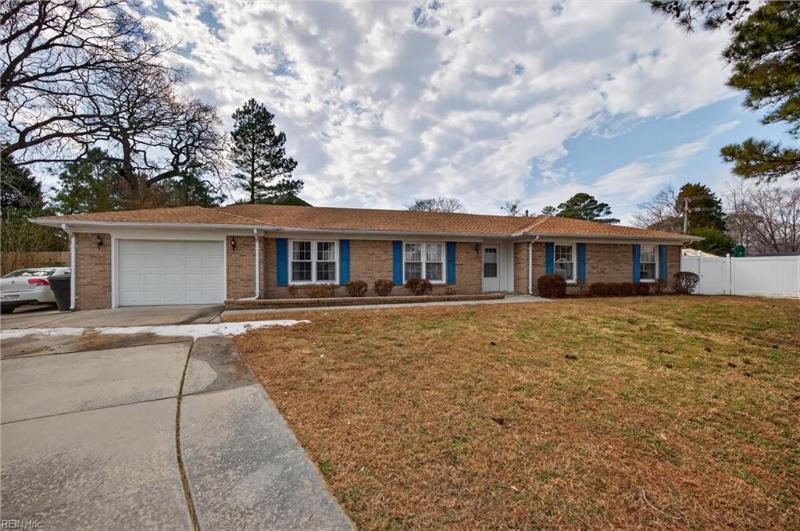 701 Earl Of Chesterfield Court, Virginia Beach, VA 23454
