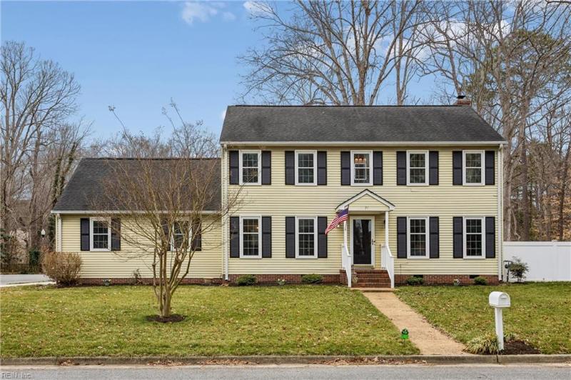 21 Cherbourg Drive, Newport News, VA 23606