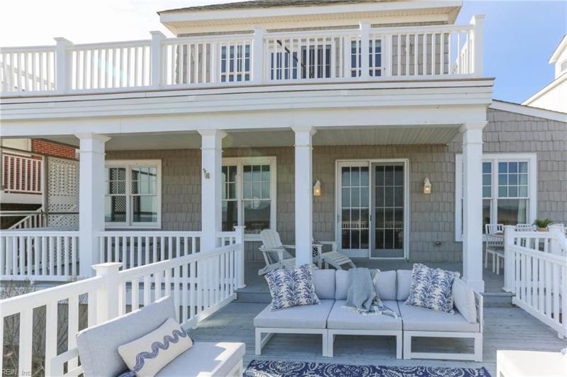 822 W Ocean View Avenue, Norfolk, VA 23503